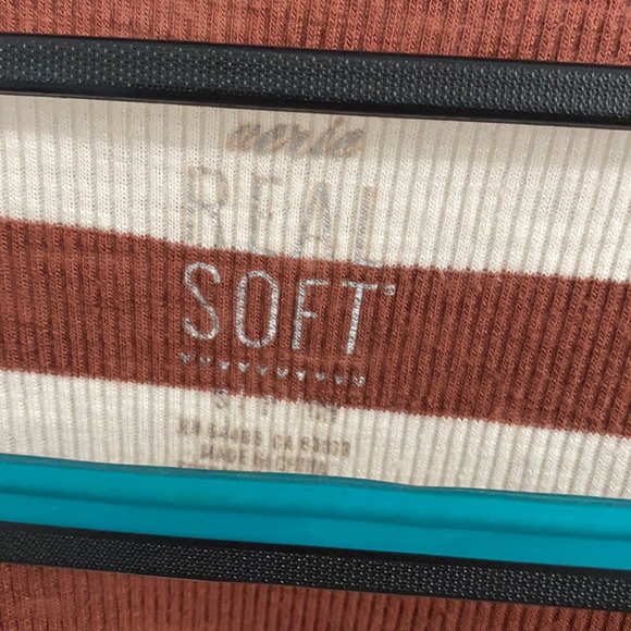 Aerie long sleeve T - Picture 3 of 4